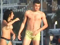 18 a.o. Teen Stefany Kyler sbattuto su un tavolo da massaggio video italiana porno